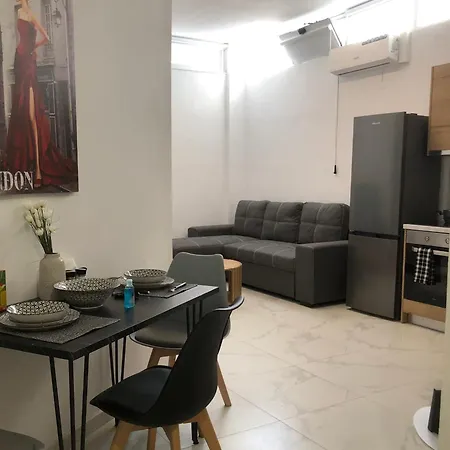 Chrysa- Kyra Apartment